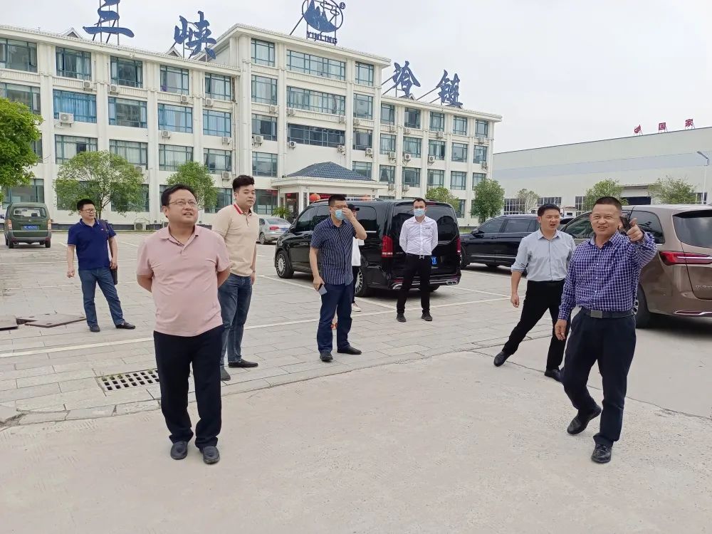集团总经理康林涛带队赴三峡银岭冷链物流公司考察调研